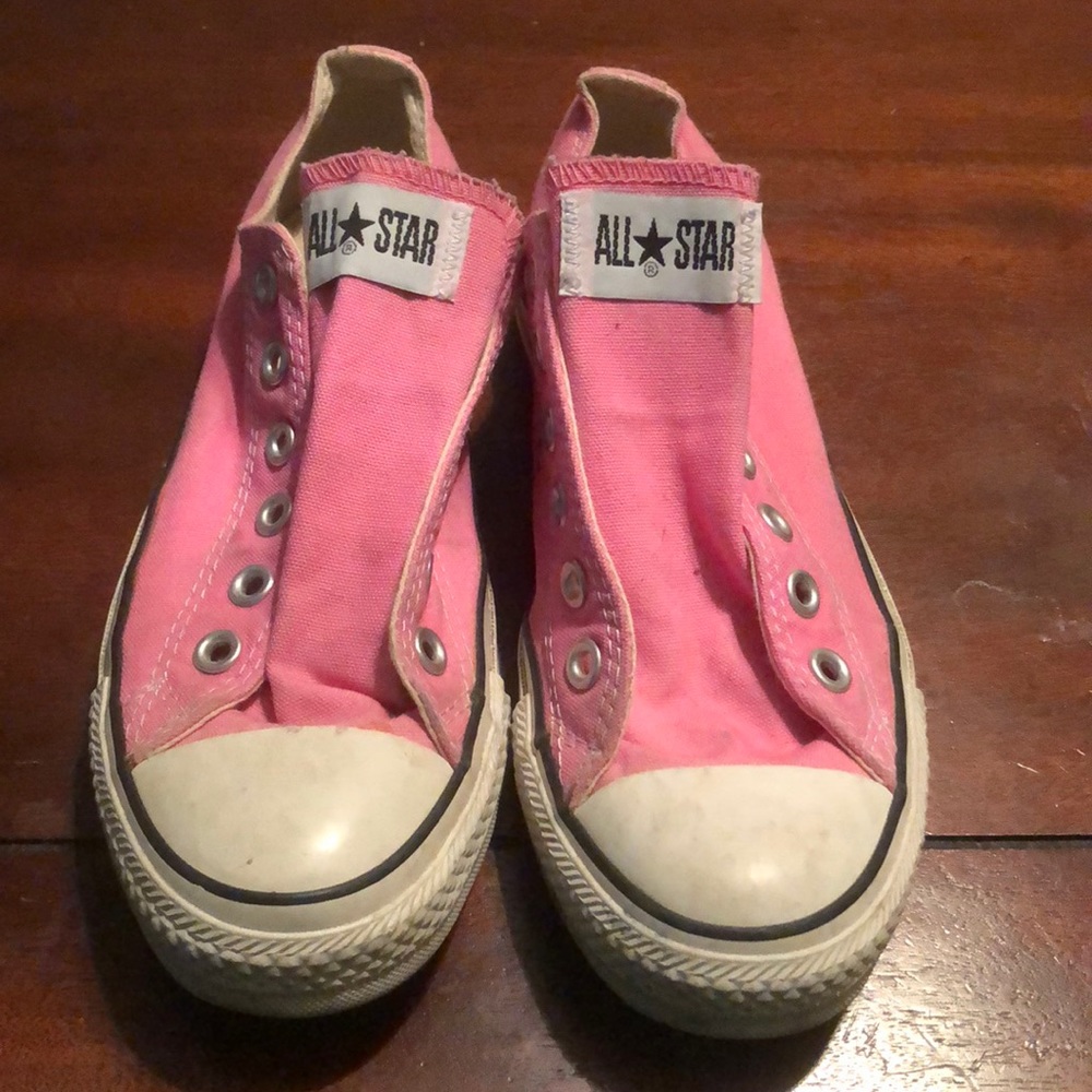 Pink Converse size 8